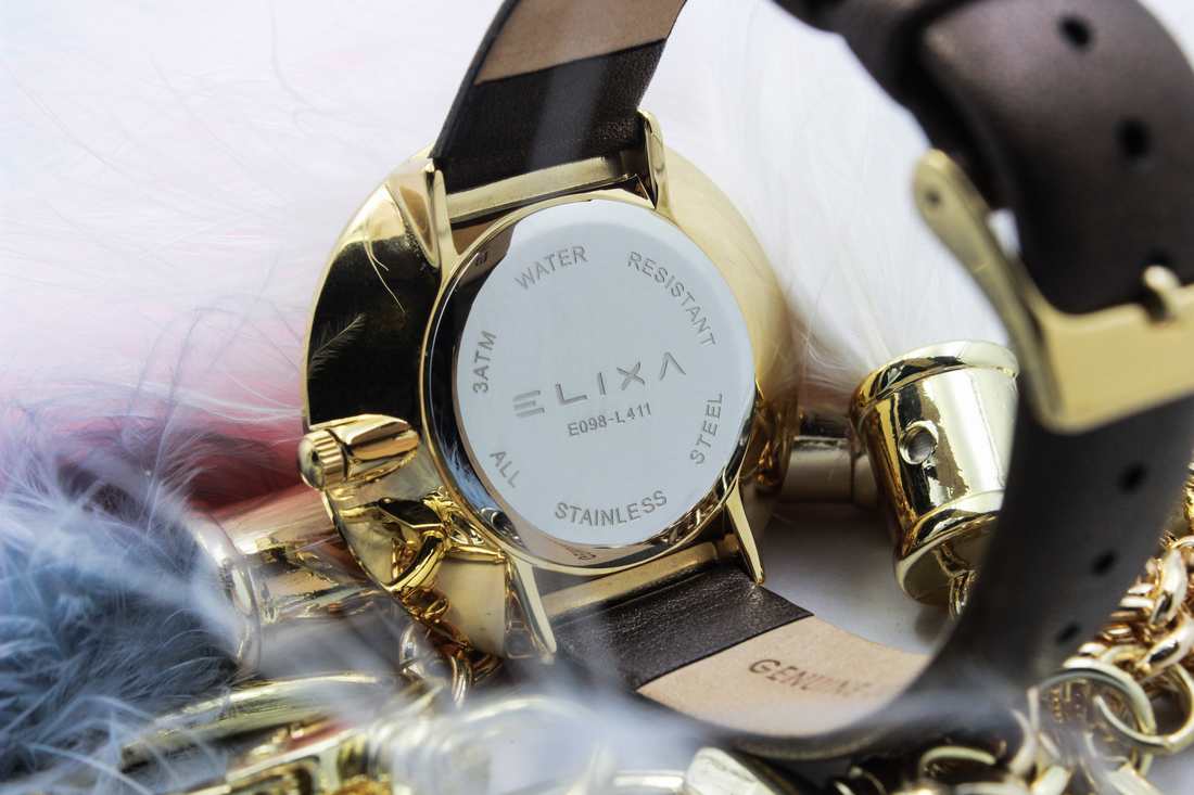 Đồng hồ Elixa