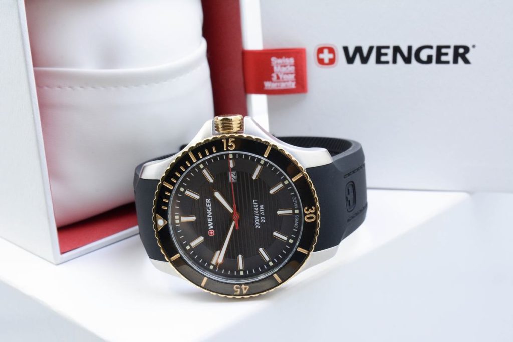 Đồng hồ Wenger 01.0641.126