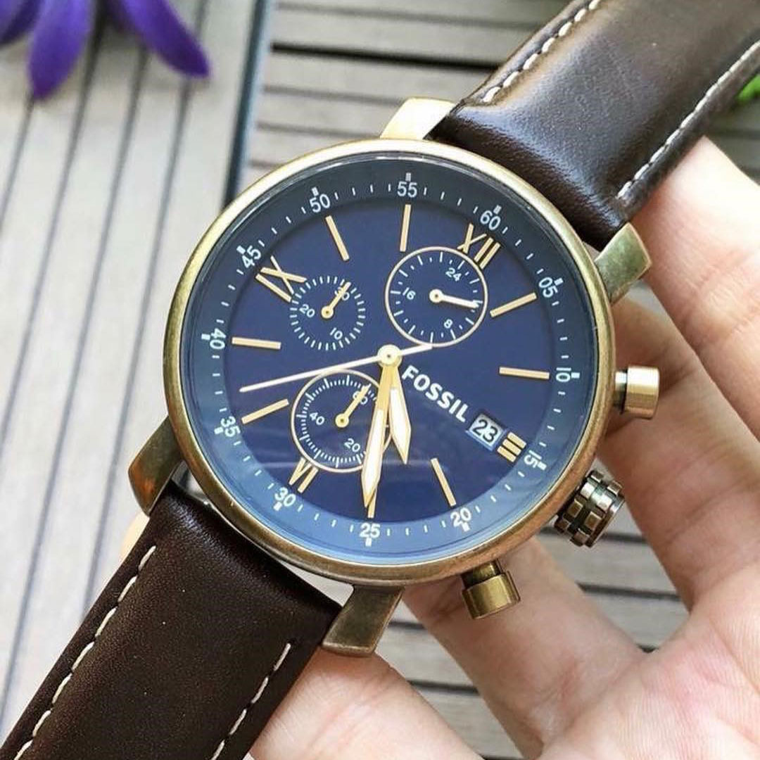 Địa chỉ thay dây da đồng hồ Fossil