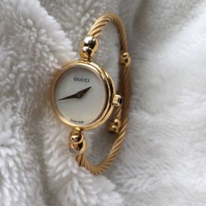 Thay dây đồng hồ Gucci