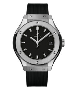 Hublot Classic Fusion Titanium on Rubber 33mmHublot Classic Fusion Titanium on Rubber 33mm