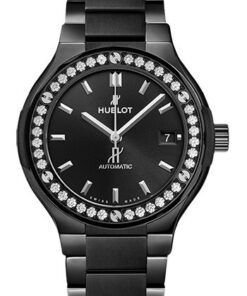 Đồng Hồ Hublot 568.CM.1470.CM.1204 - Classic Fusion 38mm Black MagicĐồng Hồ Hublot 568.CM.1470.CM.1204 - Classic Fusion 38mm Black Magic