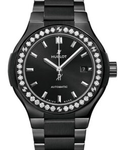 Đồng Hồ Hublot 585.CM.1470.CM.1204 - Classic Fusion 33mm Black MagicĐồng Hồ Hublot 585.CM.1470.CM.1204 - Classic Fusion 33mm Black Magic