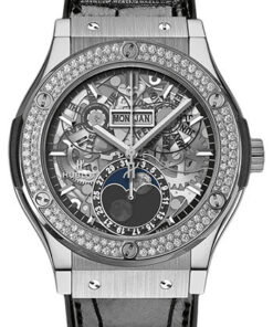 Đồng Hồ Hublot 517.NX.0170.LR.1104 - Classic Fusion 45mm Aerofusion Moonphase - TitaniumĐồng Hồ Hublot 517.NX.0170.LR.1104 - Classic Fusion 45mm Aerofusion Moonphase - Titanium