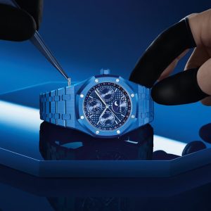 Audemars Piguet Royal Oak Perpetual Calendar in Blue Ceramic_005