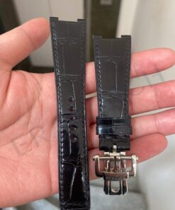Dây da cá sấu Pháp cho đồng hồ Patek Philippe khâu tay thủ côngDây da cá sấu Pháp cho đồng hồ Patek Philippe khâu tay thủ công