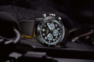 Breitling Super AVI Mosquito Night Fighter_006