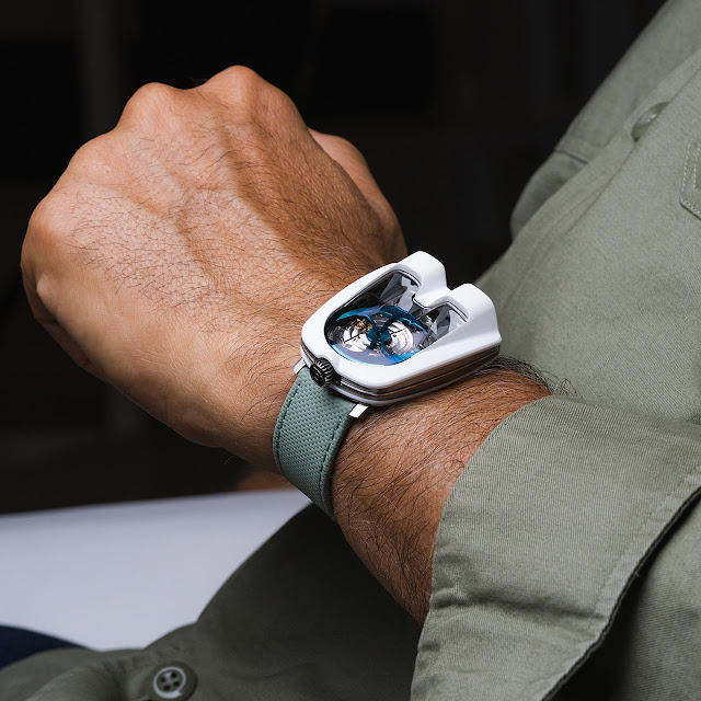 Khám phá chiếc đồng hồ MB&F - HM8 Mark 2