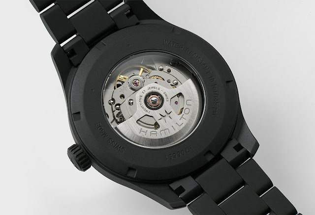 Khám chiếc đồng hồ: Hamilton - Khaki Field Titanium 38 mm and 42 mm 9 Khám chiếc đồng hồ: Hamilton - Khaki Field Titanium 38 mm and 42 mm