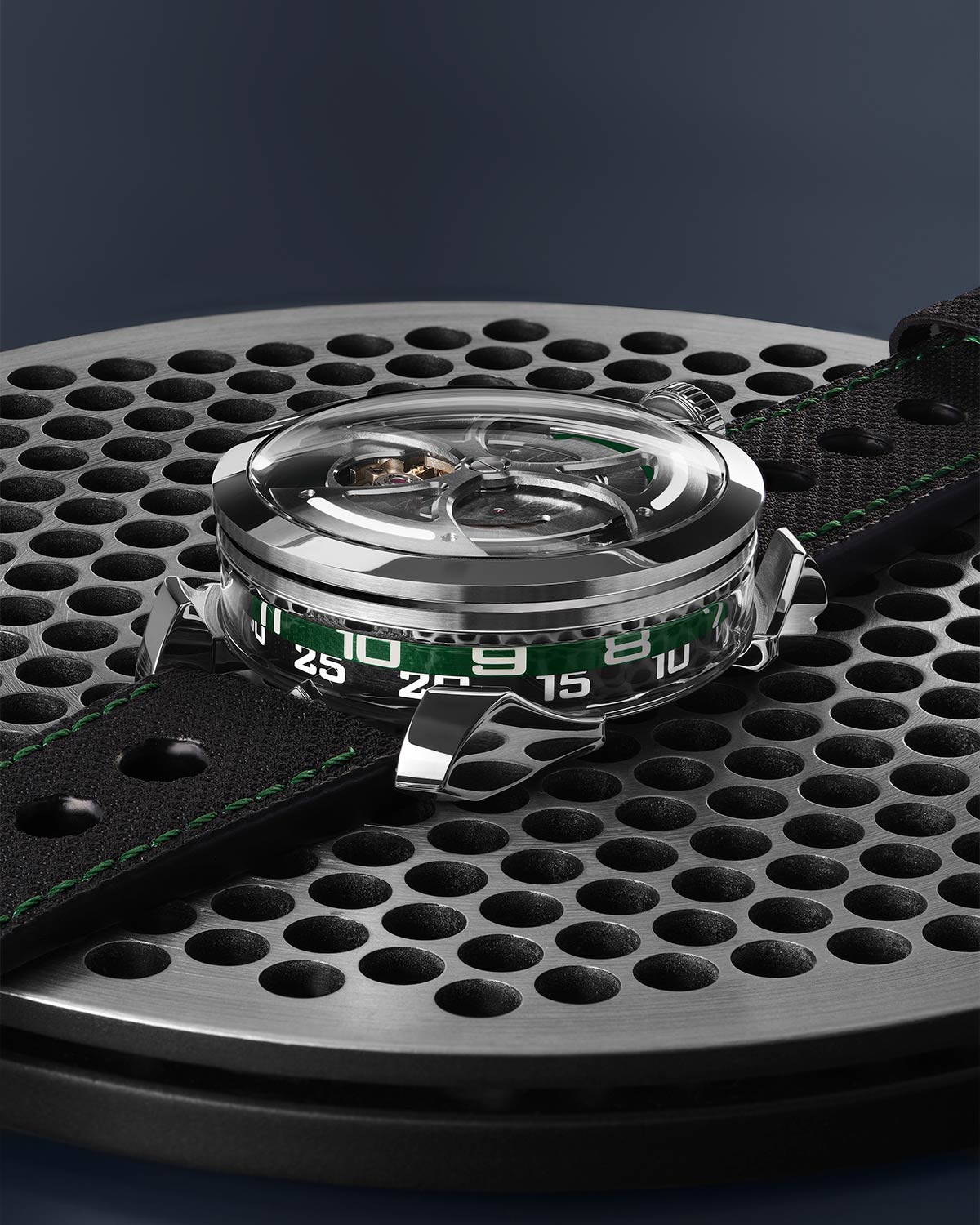 Chiếc đồng hồ siêu đặc biệt M.A.D. Editions - M.A.D.1 GREEN