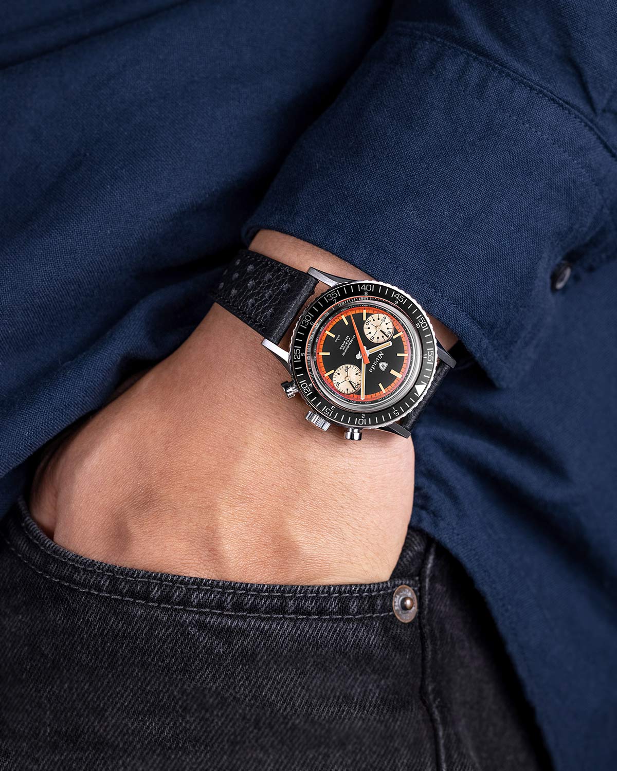 Niwala phát hành phiên bản giới hạn Charonoking 'Paul Neumann' Orange Pjoux 23 Vz