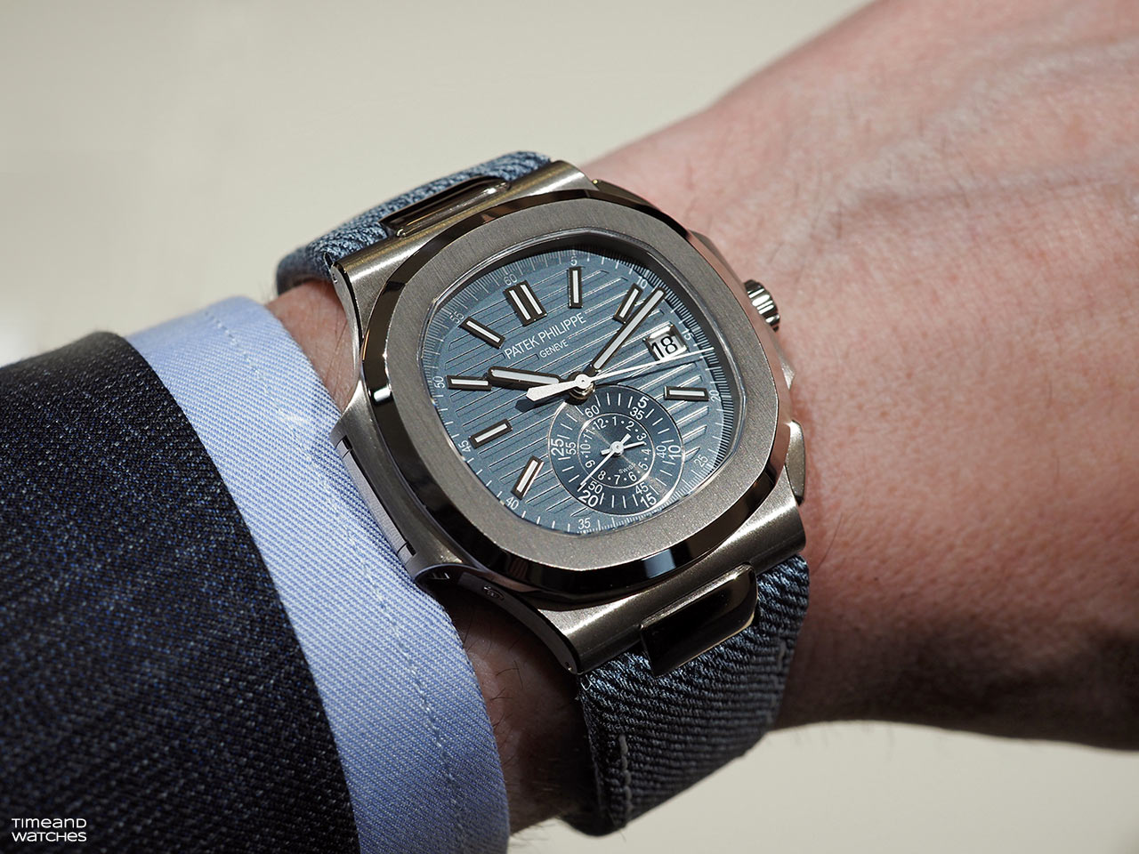 Giới thiệu Patek Philippe Nautilus Chronograph 5980/60G