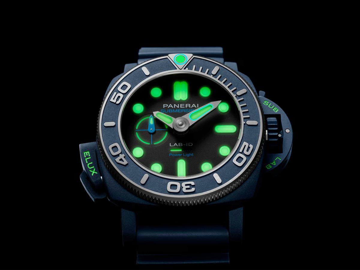 Panerai Submersible Elux LAB-ID PAM01800