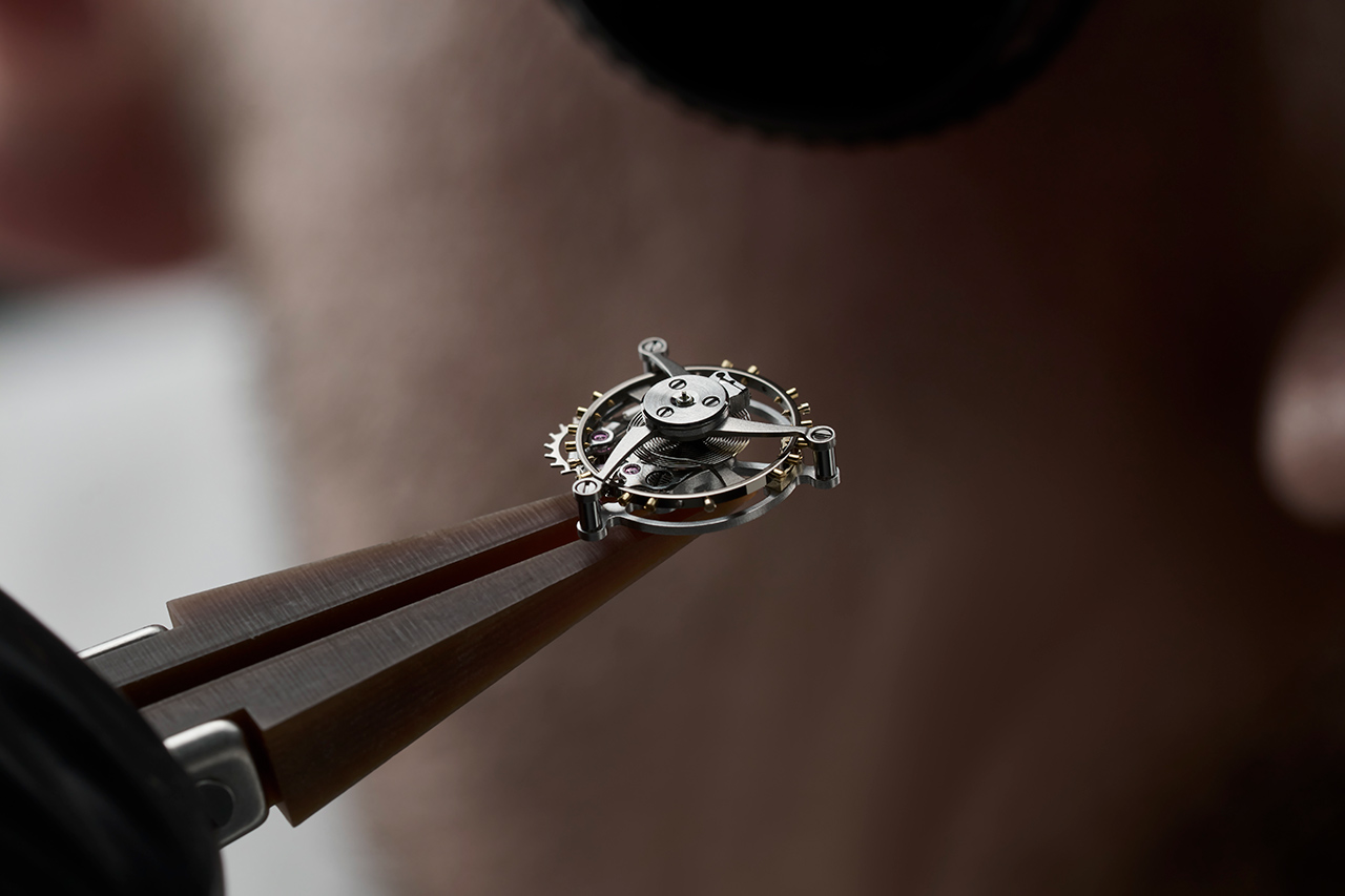 Thạch Anh Xanh Caribbean TPT, Carbon TPT và Titanium trong mẫu đồng hồ mới Richard Mille RM 21-02 Tourbillon Aerodyne