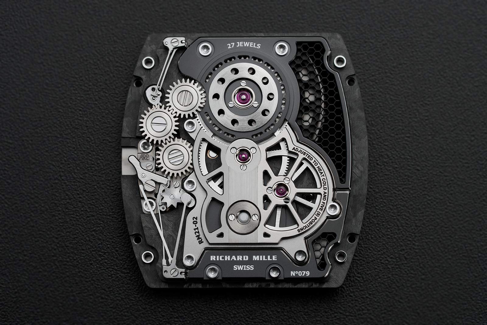 Thạch Anh Xanh Caribbean TPT, Carbon TPT và Titanium trong mẫu đồng hồ mới Richard Mille RM 21-02 Tourbillon Aerodyne