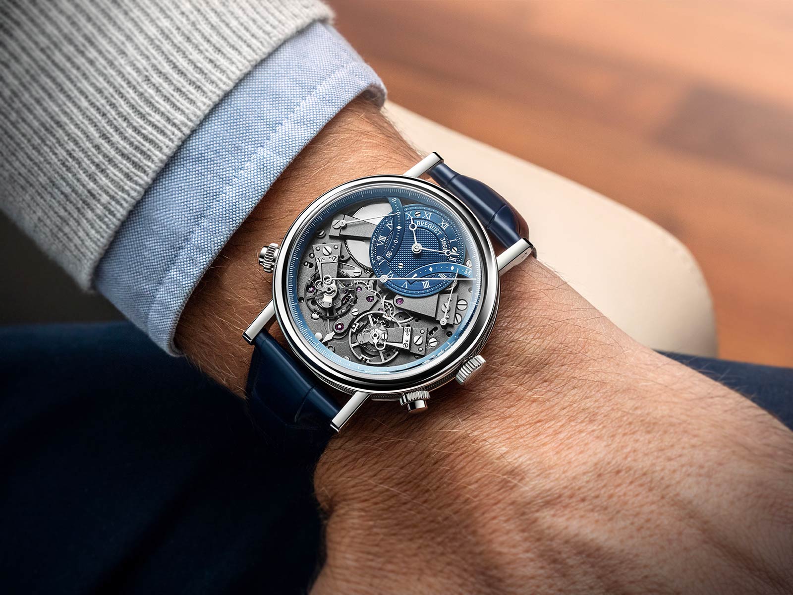 Mặt số “Breguet Blue” dành cho Tradition Independent Chronograph 7077 7 Mặt số “Breguet Blue” dành cho Tradition Independent Chronograph 7077