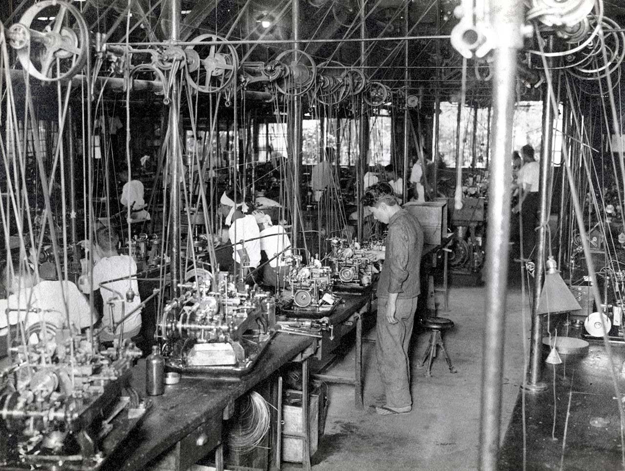 Một bức ảnh cổ điển về nhà máy đồng hồ Citizen