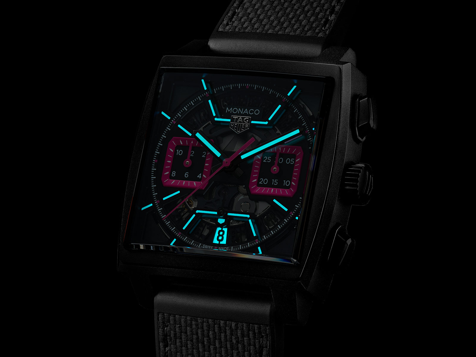 TAG Heuer Monaco Chronograph Pink: phiên bản lấy cảm hứng từ Las Vegas