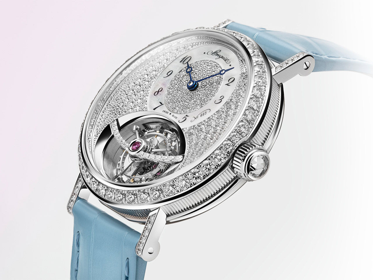 Breguet Classique Tourbillon 3358: kim cương và nghệ thuật chế tác đồng hồ bậc thầy.