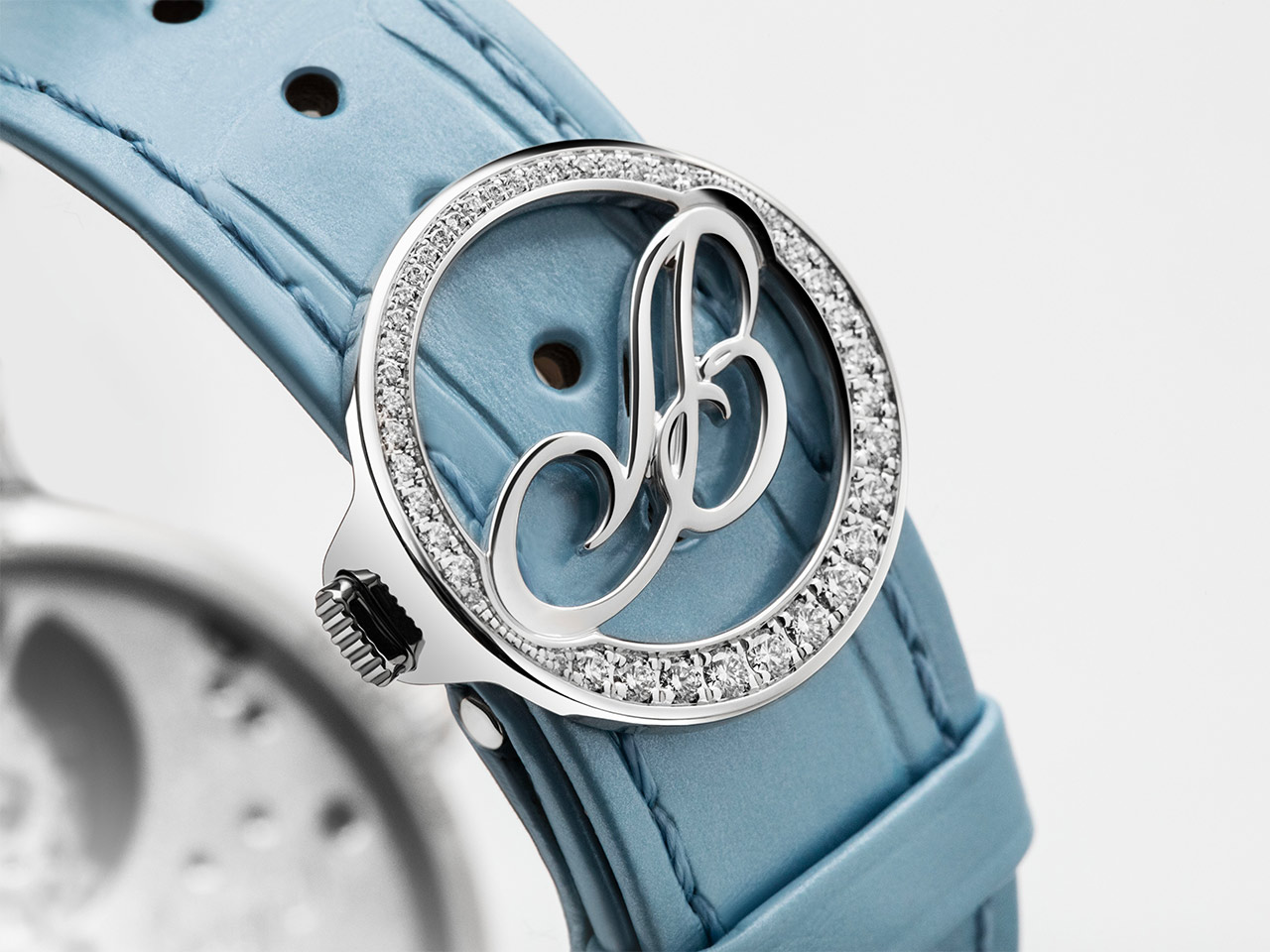 Breguet Classique Tourbillon 3358: kim cương và nghệ thuật chế tác đồng hồ bậc thầy.