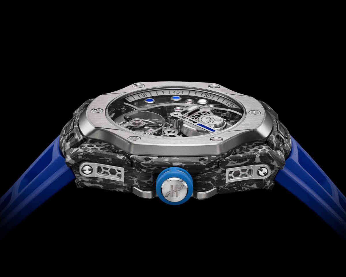 Ra mắt sản phẩm mới: Đồng hồ Hublot Big Bang Tourbillon Carbon SR_A thiết kế bởi Samuel Ross