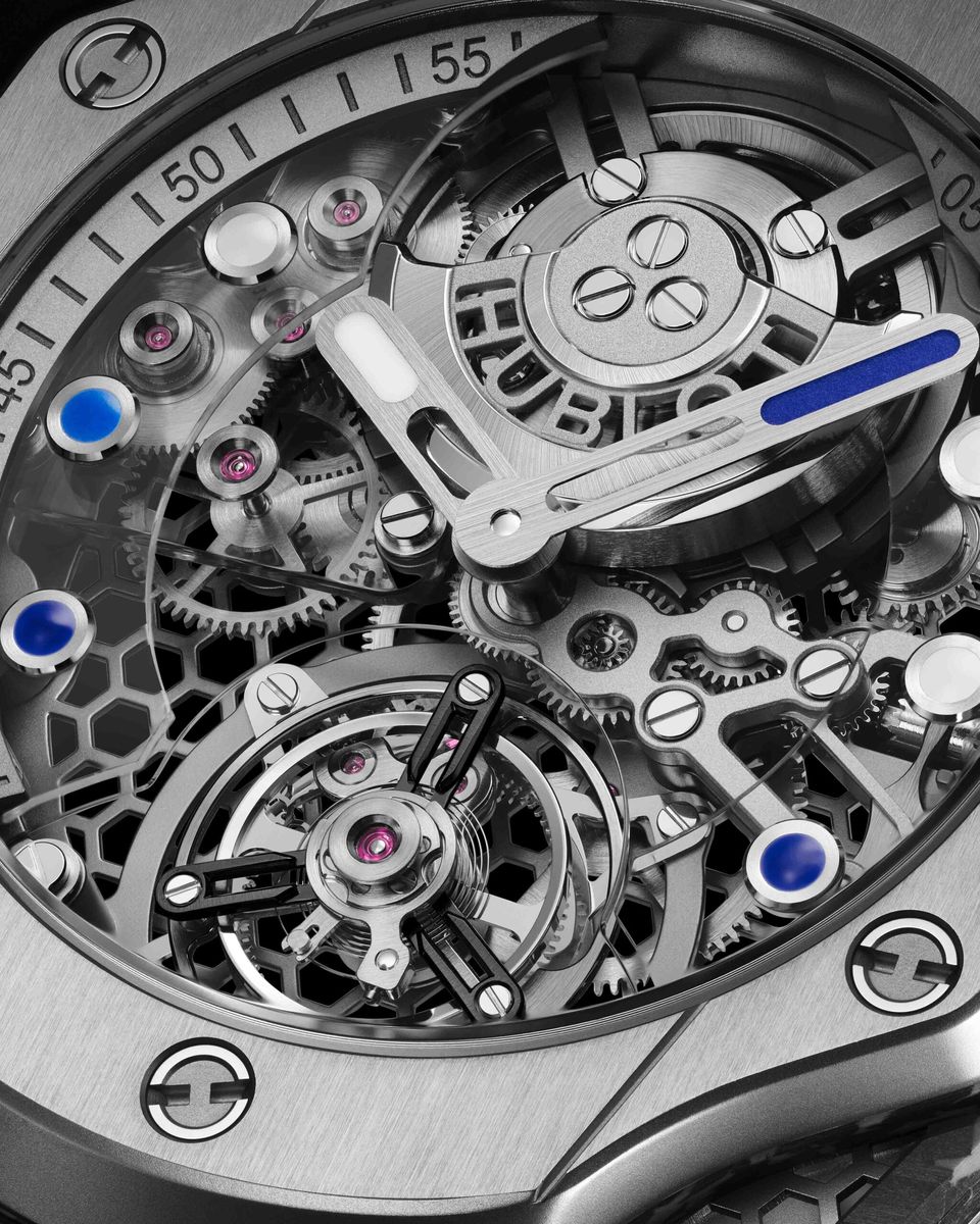 Ra mắt sản phẩm mới: Đồng hồ Hublot Big Bang Tourbillon Carbon SR_A thiết kế bởi Samuel Ross
