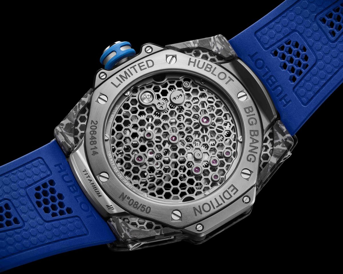 Ra mắt sản phẩm mới: Đồng hồ Hublot Big Bang Tourbillon Carbon SR_A thiết kế bởi Samuel Ross