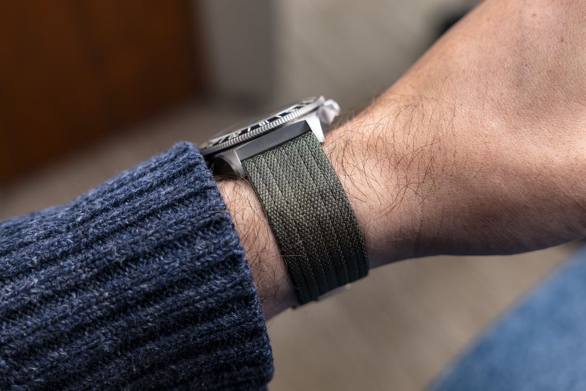 Trên tay chiếc đồng hồ Tudor Pelagos FXD GMT