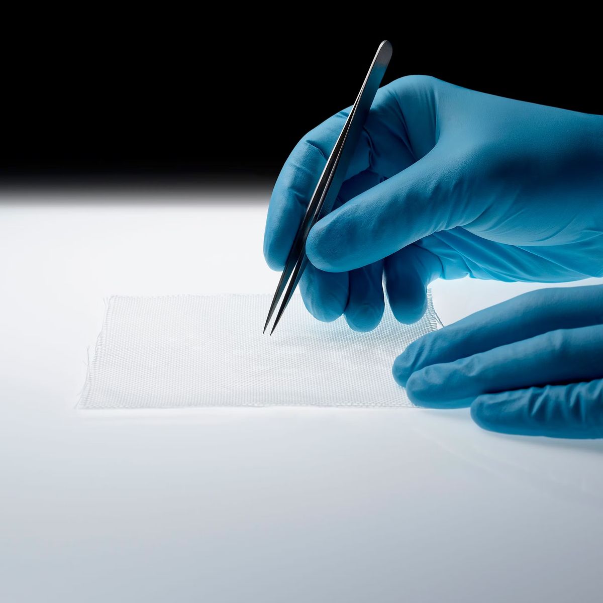 Urwerk giới thiệu một chất liệu vỏ mới cho UR-230 Polaris