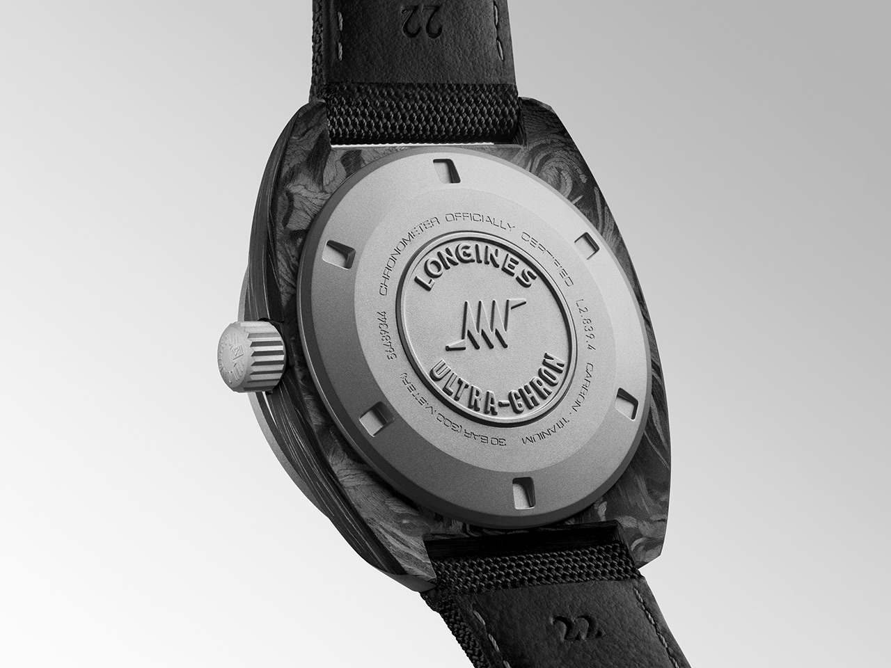 Longines ra mắt phiên bản Ultra-Chron Carbon 4 Longines ra mắt bộ sưu tập Ultra-Chron Carbon