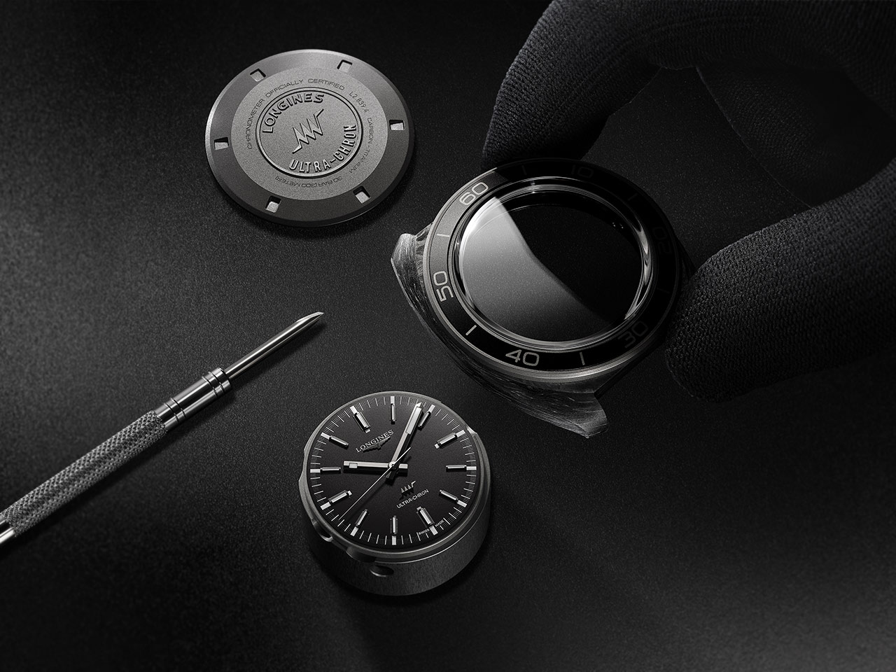 Longines ra mắt phiên bản Ultra-Chron Carbon 3 Longines ra mắt bộ sưu tập Ultra-Chron Carbon