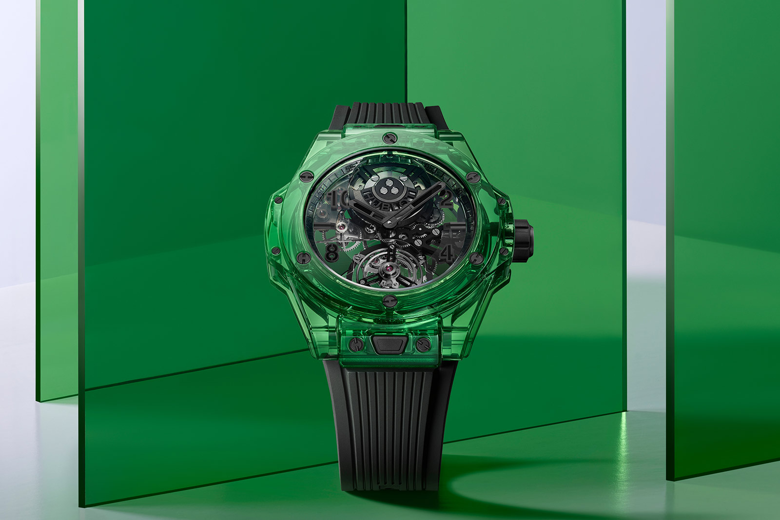 Hublot Big Bang Tourbillon Green SAXEM: kỹ thuật kết hợp với sự trong suốt