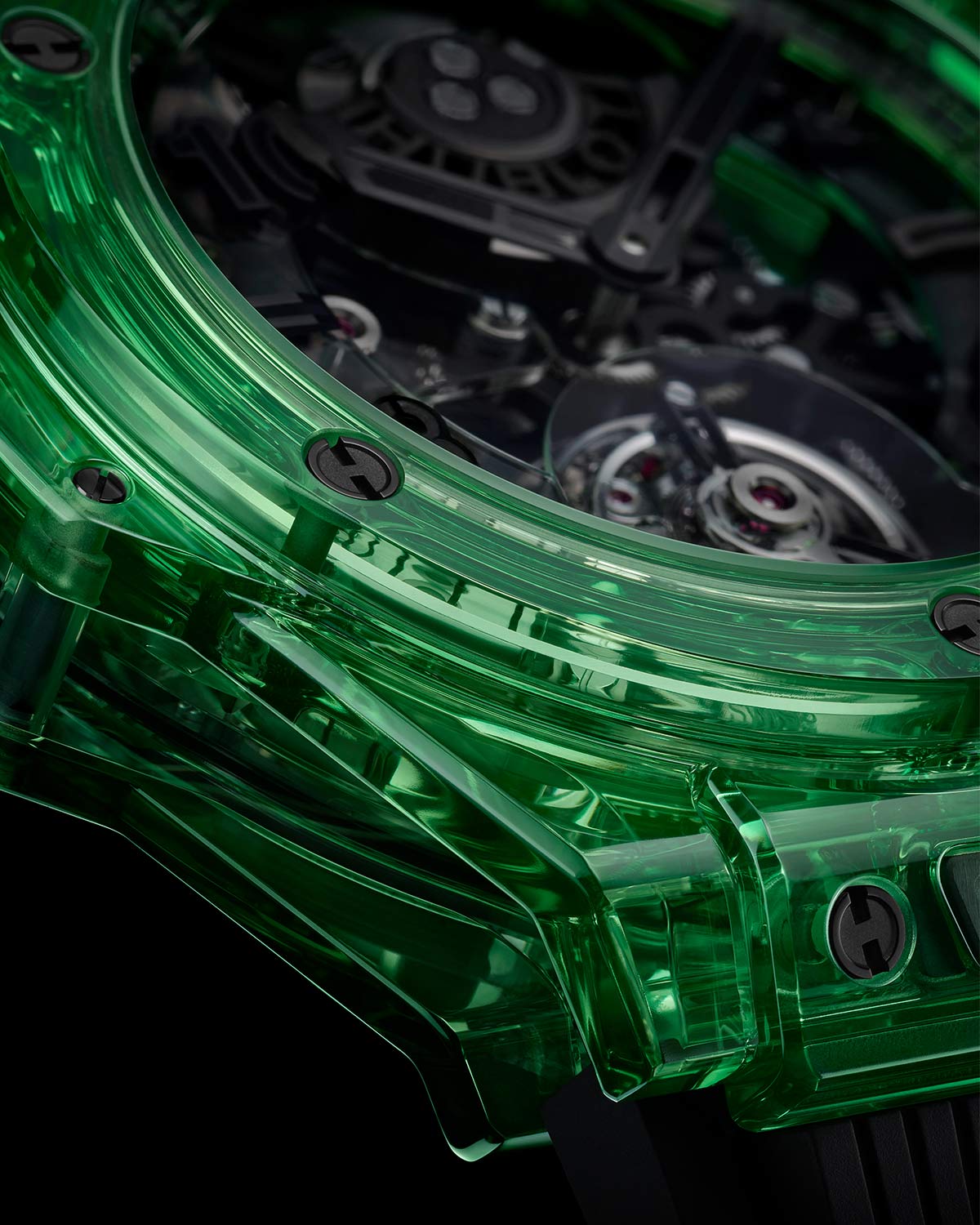 Hublot Big Bang Tourbillon Green SAXEM: kỹ thuật kết hợp với sự trong suốt 3 Hublot Big Bang Tourbillon Green SAXEM: kỹ thuật kết hợp với sự trong suốt