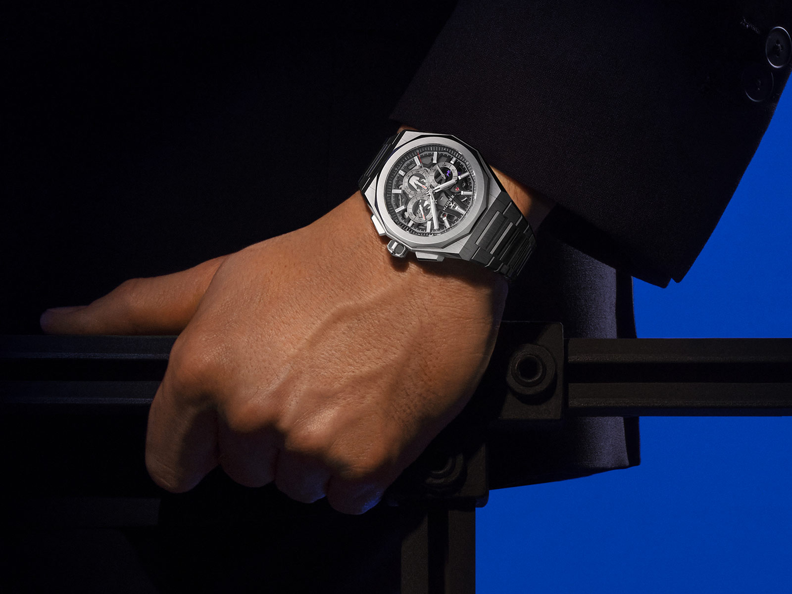 Zenith Defy Skyline Chronograph Skeleton: Độ chính xác 1/10 giây và mặt số lộ cơ