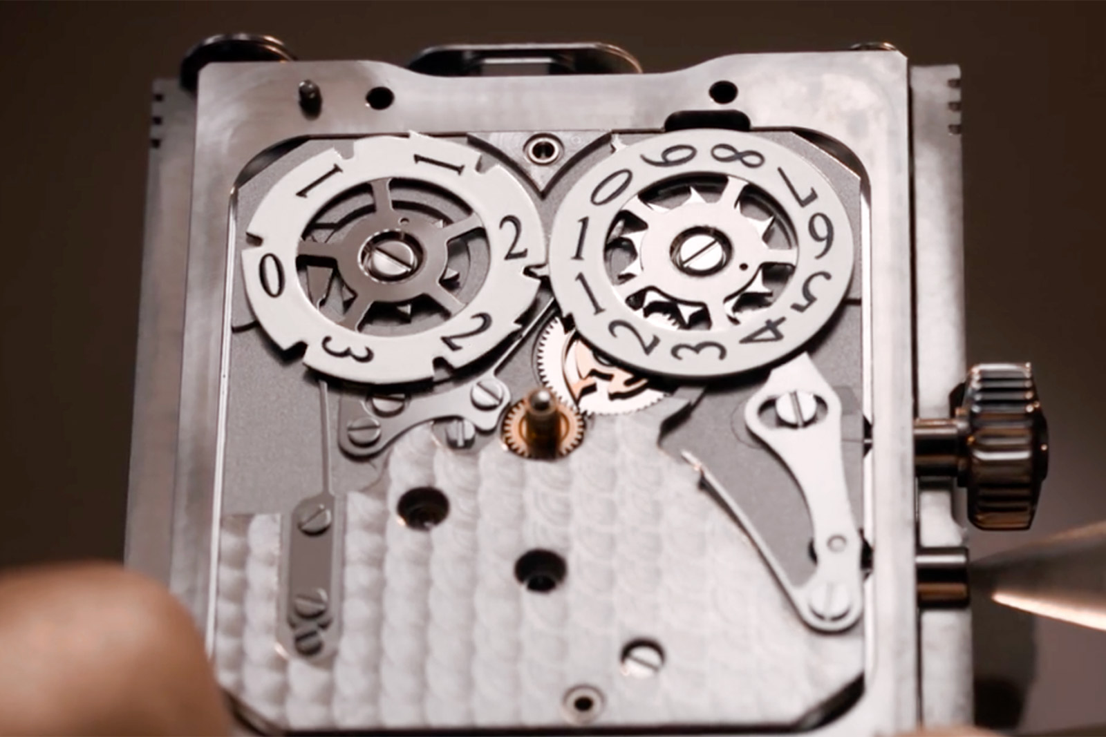 Jaeger-LeCoultre giới thiệu Reverso Tribute Geographic