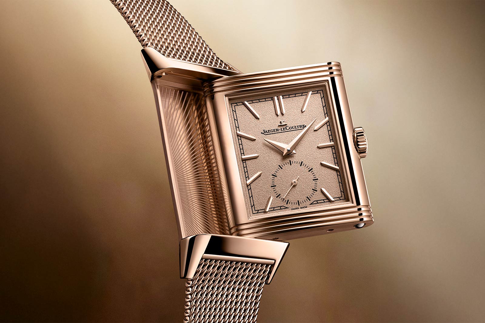 Jaeger-LeCoultre Reverso Tribute Monoface Small Seconds với dây đeo Milanese bằng vàng hồng Q713216J