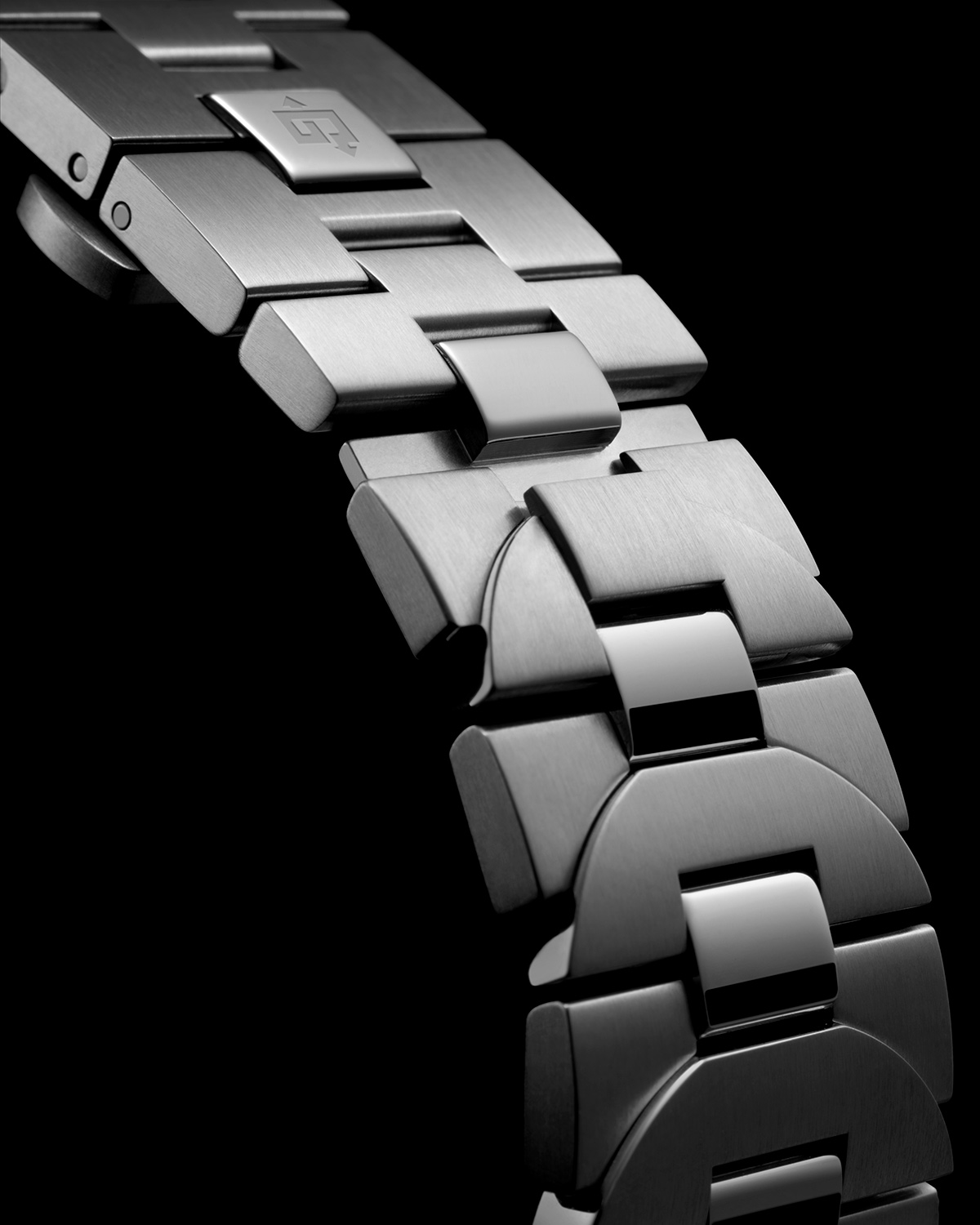 Giới thiệu thế hệ Panerai Luminor Marina mới