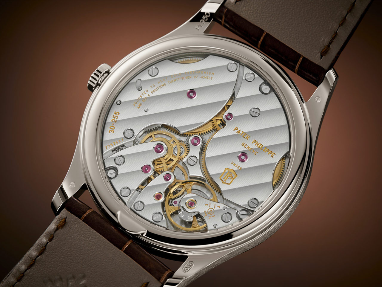 Patek Philippe Calatrava 6196P – Đỉnh cao thanh lịch từ platinum thuần khiết