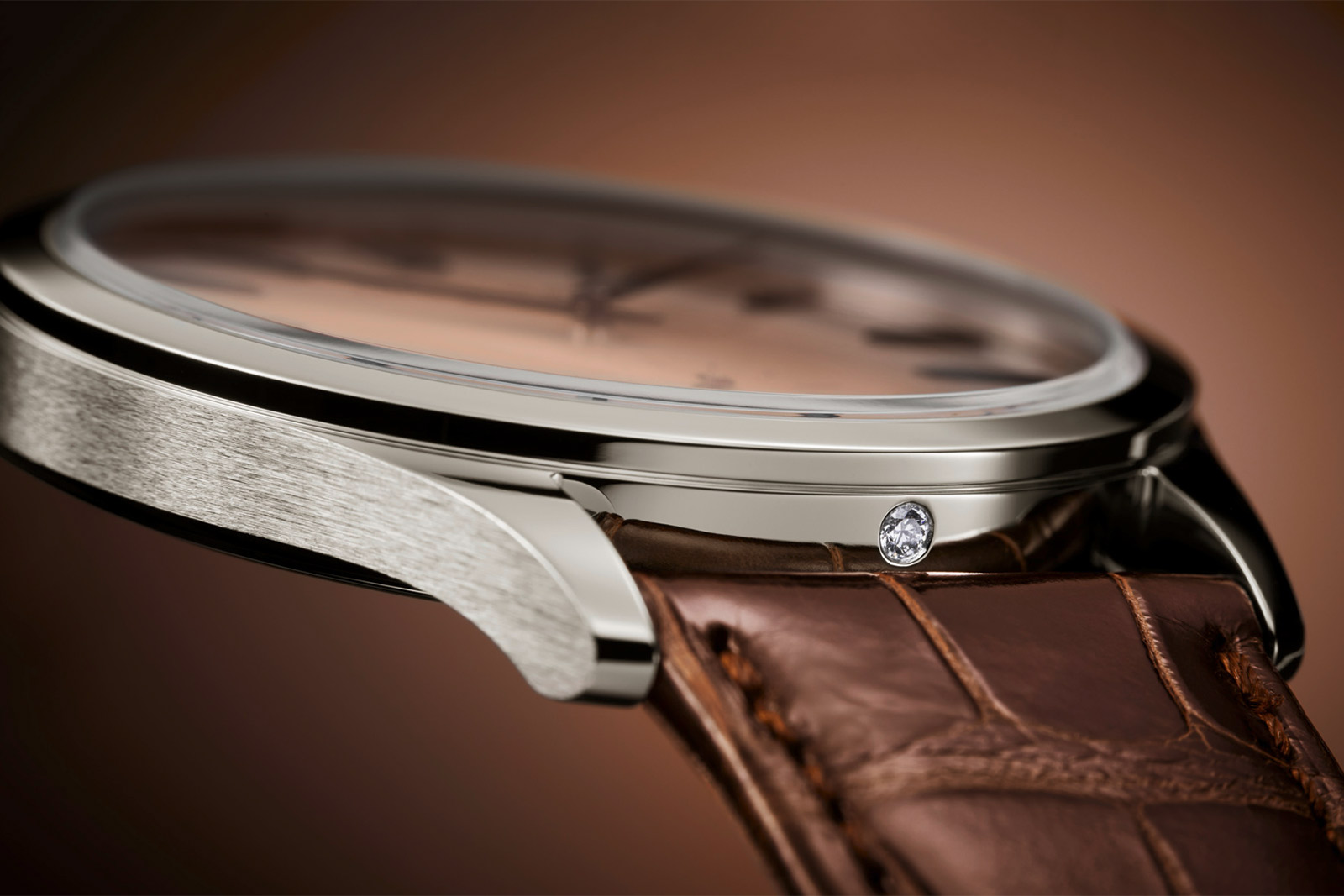 Patek Philippe Calatrava 6196P – Đỉnh cao thanh lịch từ platinum thuần khiết