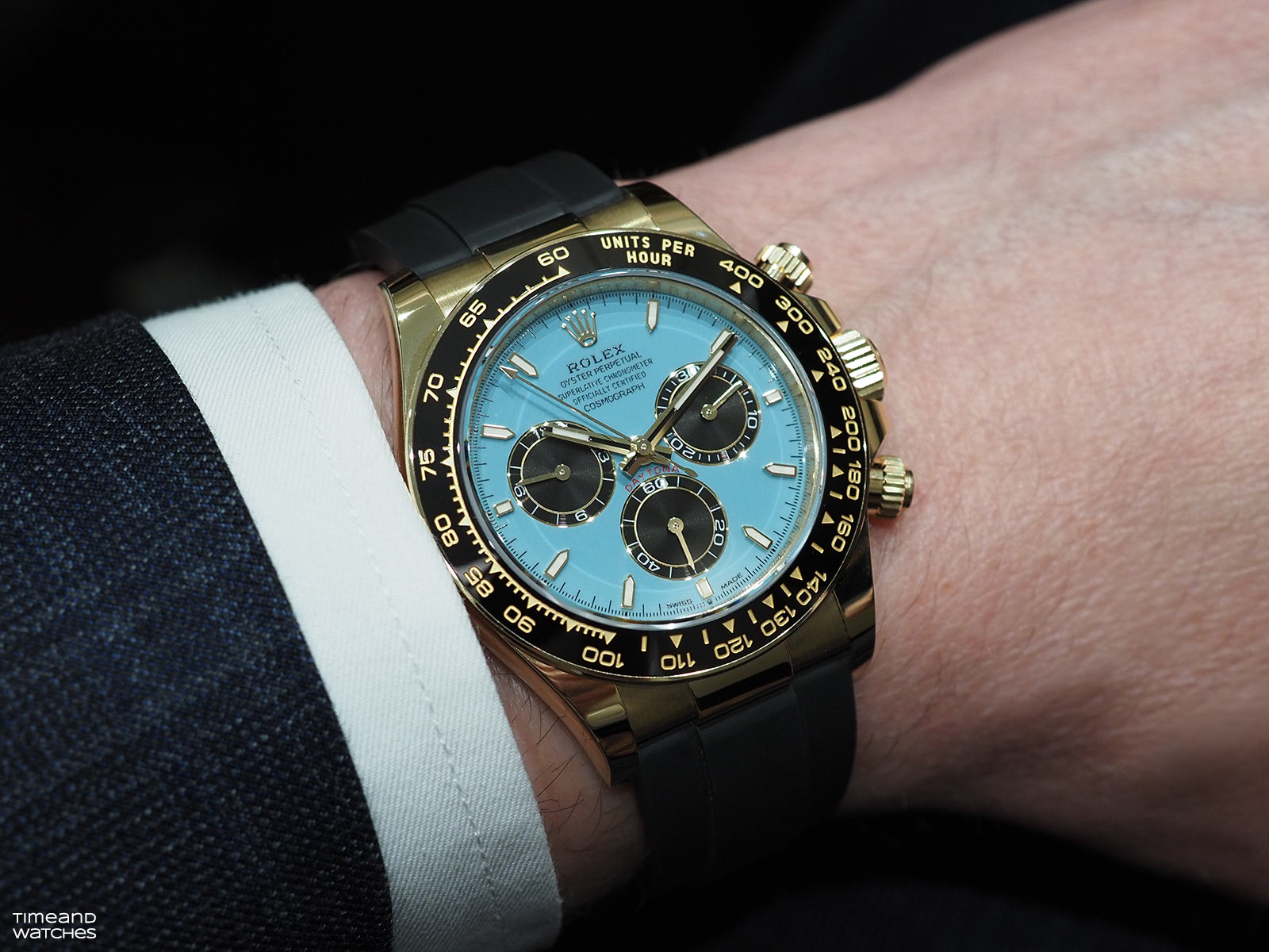 Rolex Daytona 126518LN với mặt số sơn mài xanh ngọc lam