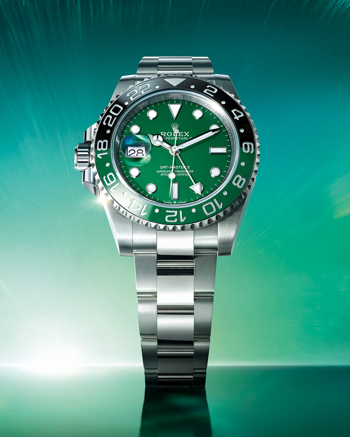 Rolex lần đầu tiên trình làng mặt số gốm ceramic trên mẫu GMT-Master II 126729 VTNR chế tác từ vàng trắng