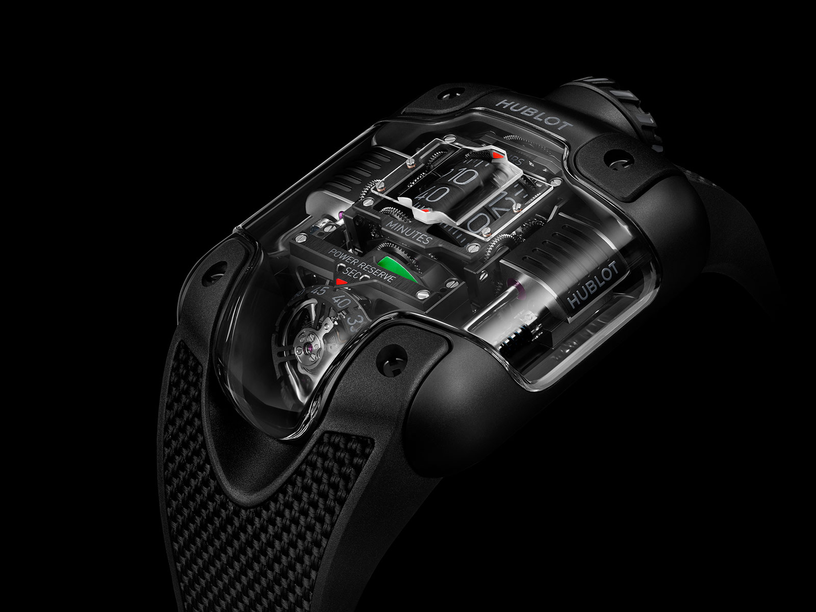 Hublot tái định hình MP-10 Tourbillon với hai phiên bản vỏ mới làm từ sapphire và gốm đen.