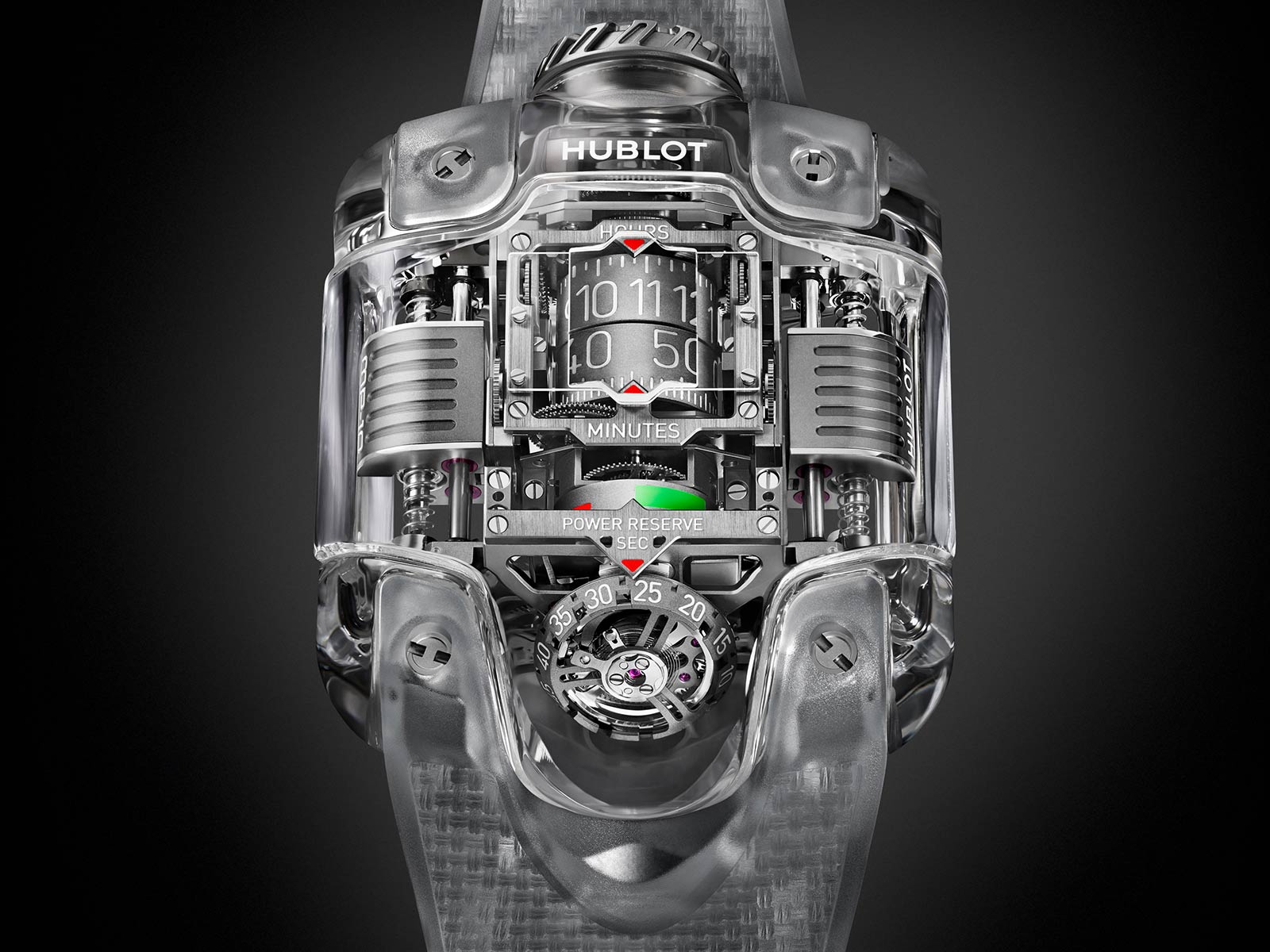 Hublot tái định hình MP-10 Tourbillon với hai phiên bản vỏ mới làm từ sapphire và gốm đen.