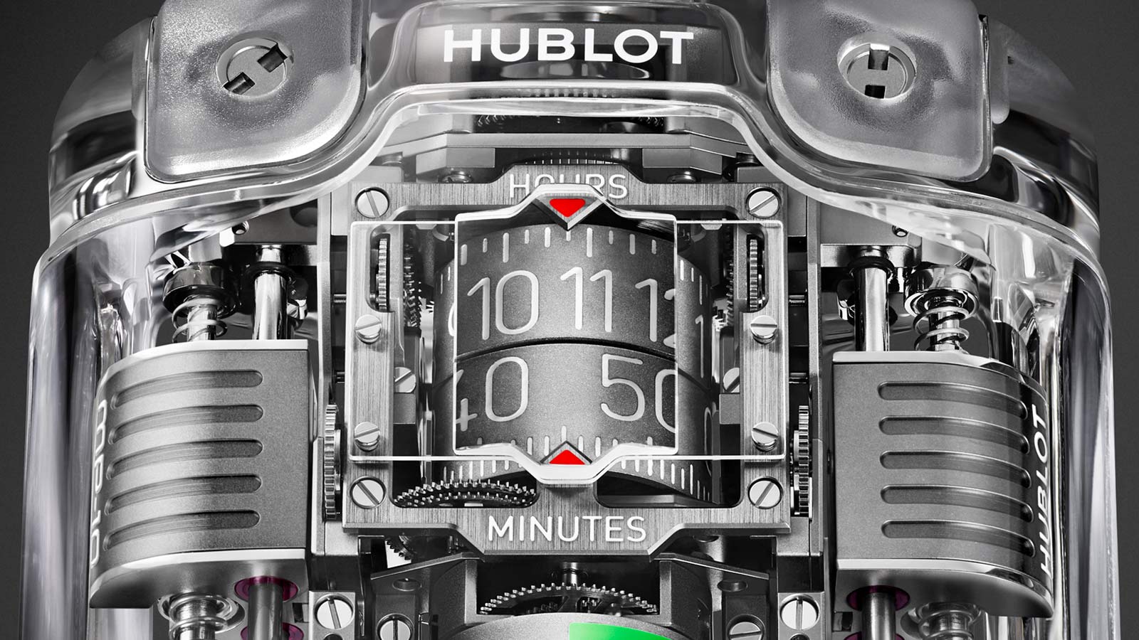 Hublot tái định hình MP-10 Tourbillon với hai phiên bản vỏ mới làm từ sapphire và gốm đen.