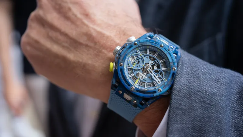 Bí Quyết Đeo Đồng Hồ Hublot Chuẩn Đẹp, Tôn Phong Cách