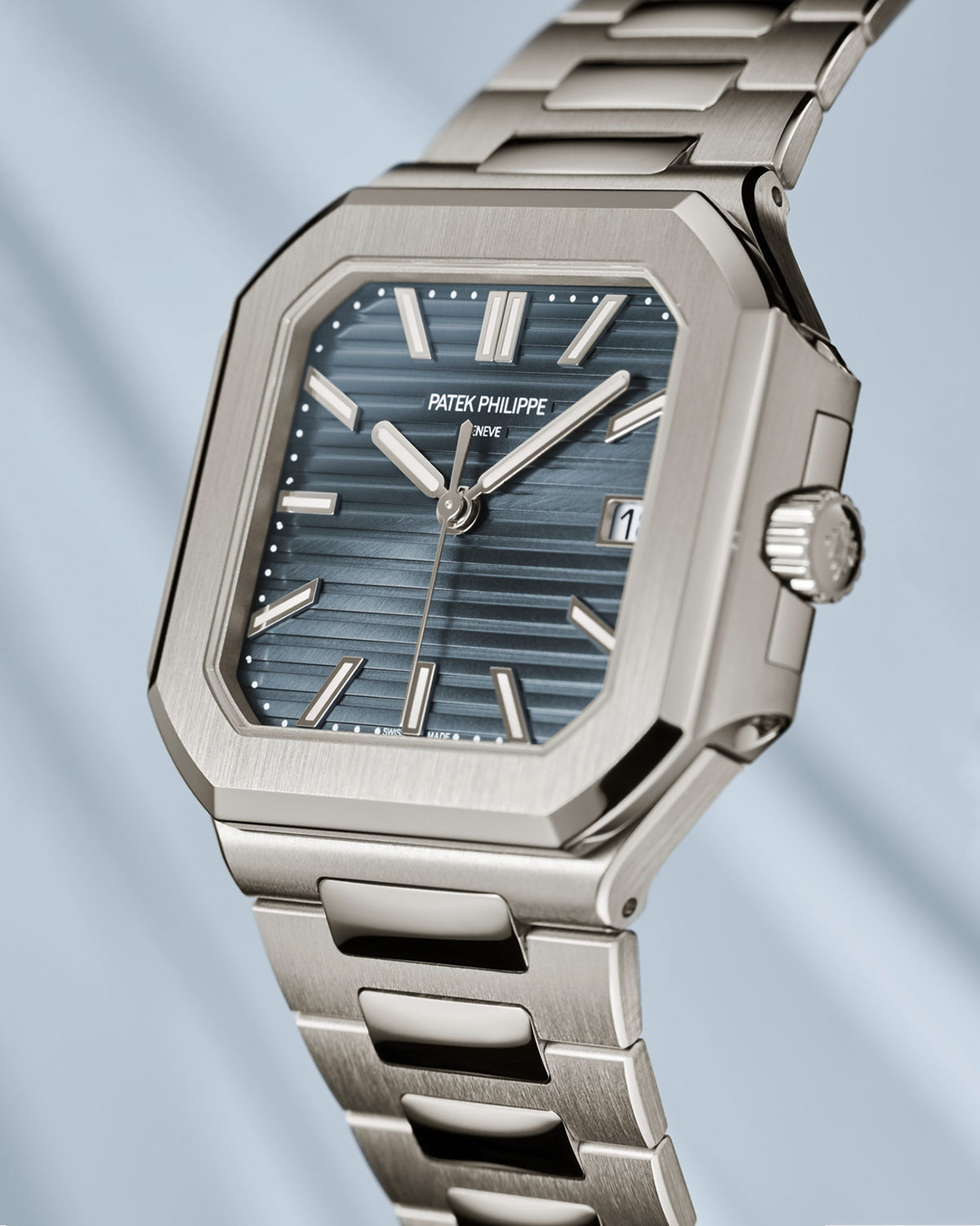 Patek Philippe Cubitus: Đồng hồ cỡ 40 mm mới gia nhập bộ sưu tập