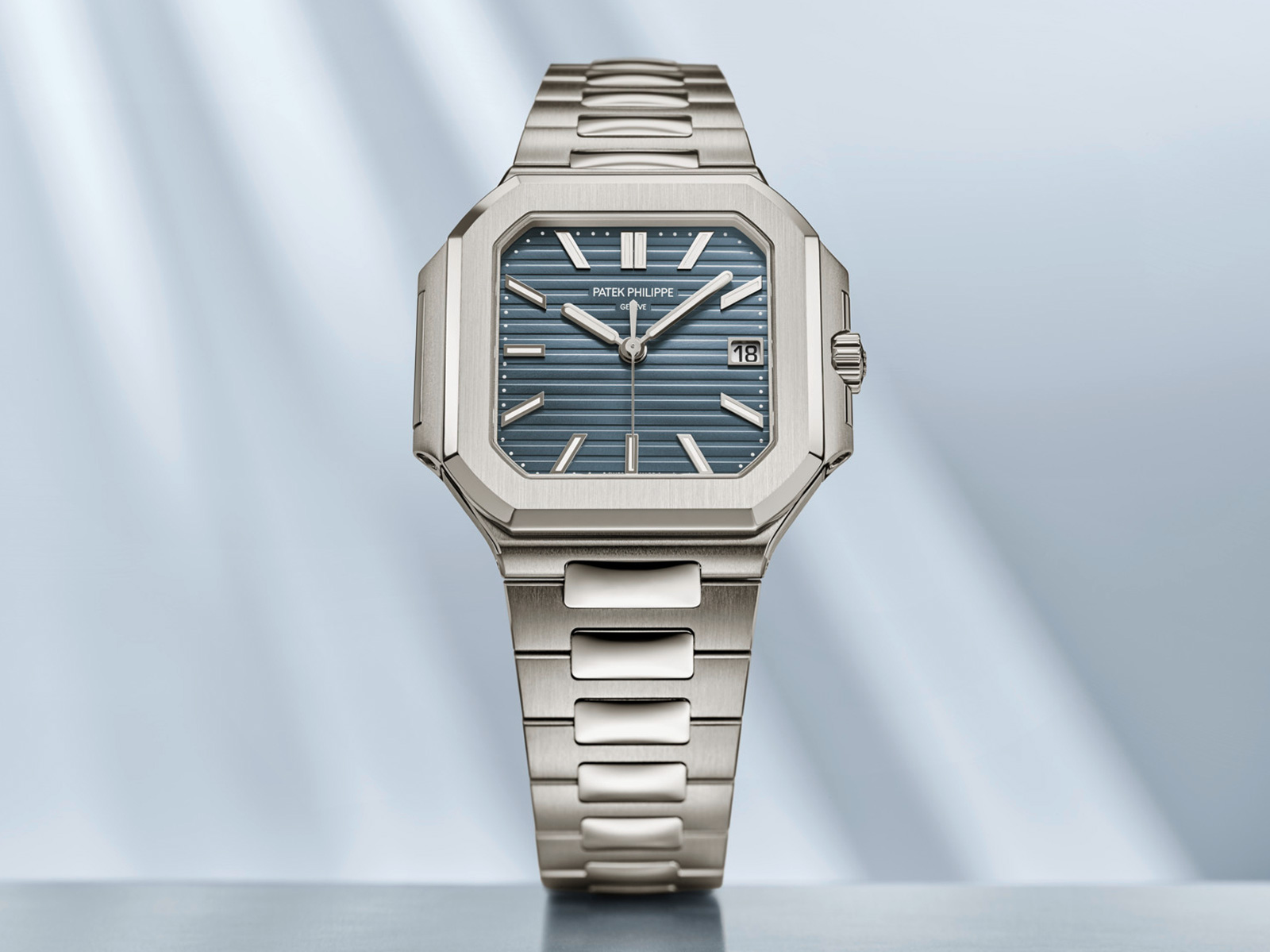 Patek Philippe Cubitus: Đồng hồ cỡ 40 mm mới gia nhập bộ sưu tập