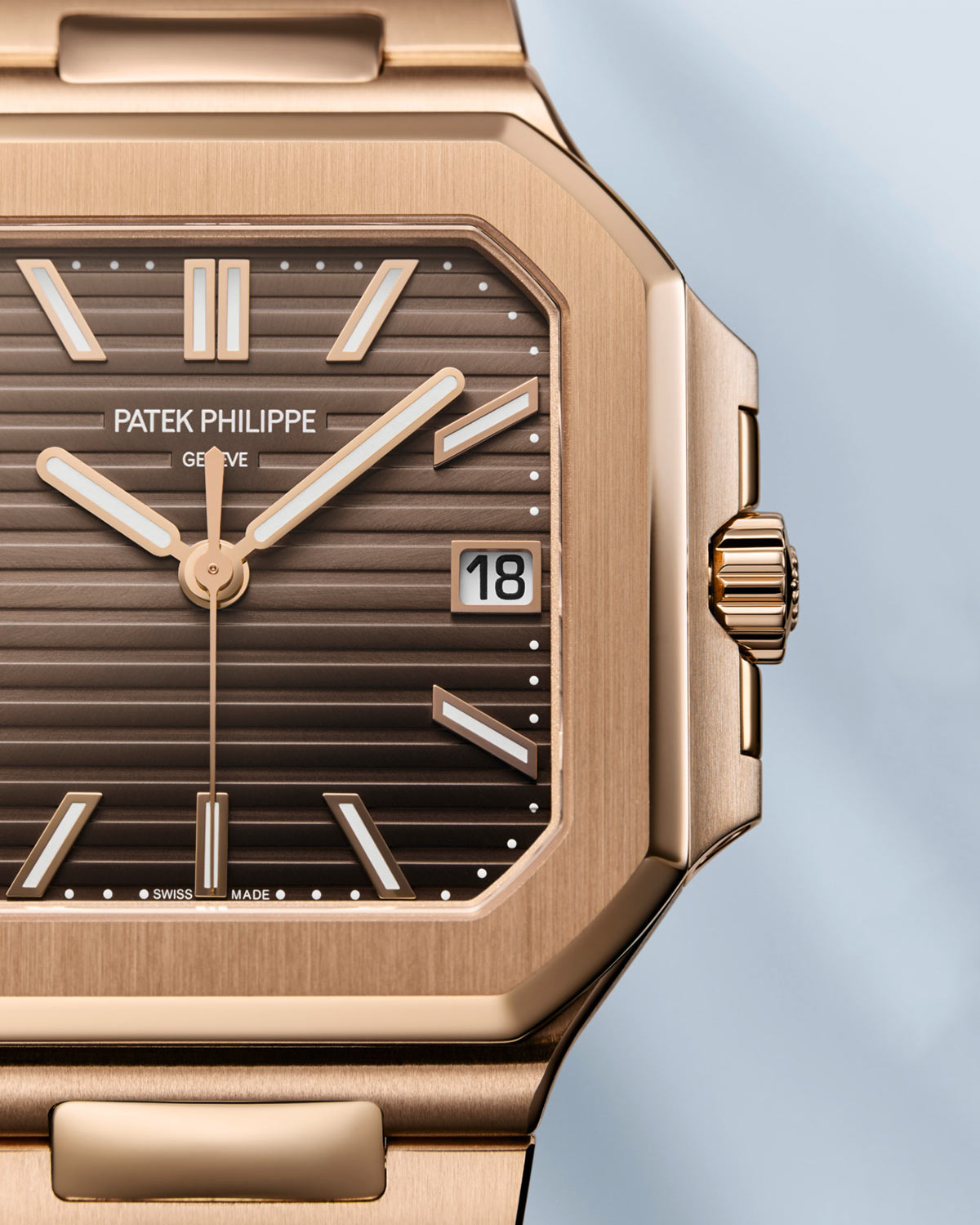 Patek Philippe Cubitus: Đồng hồ cỡ 40 mm mới gia nhập bộ sưu tập