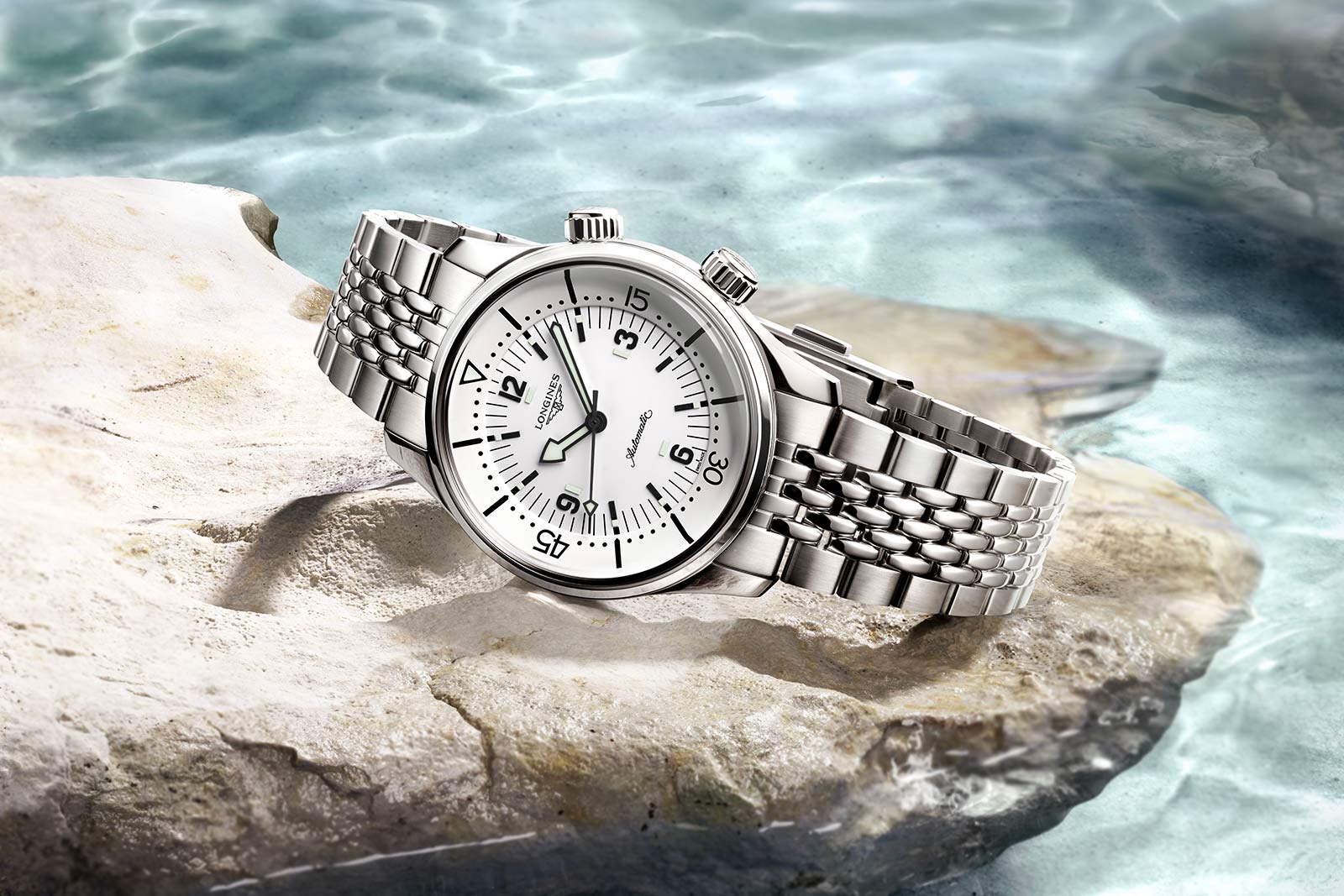 Longines Legend Diver 39 mm trắng mờ L3.764.4.16.6