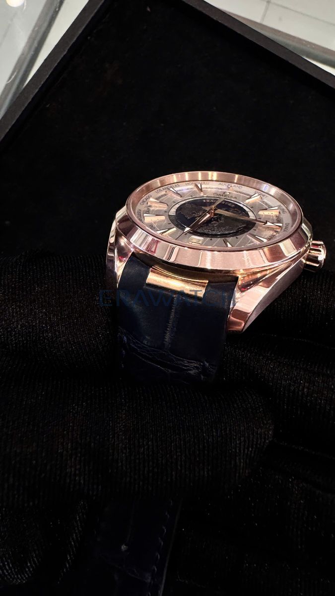 Thực hiện thay dây, đánh bóng đồng hồ Omega 8939